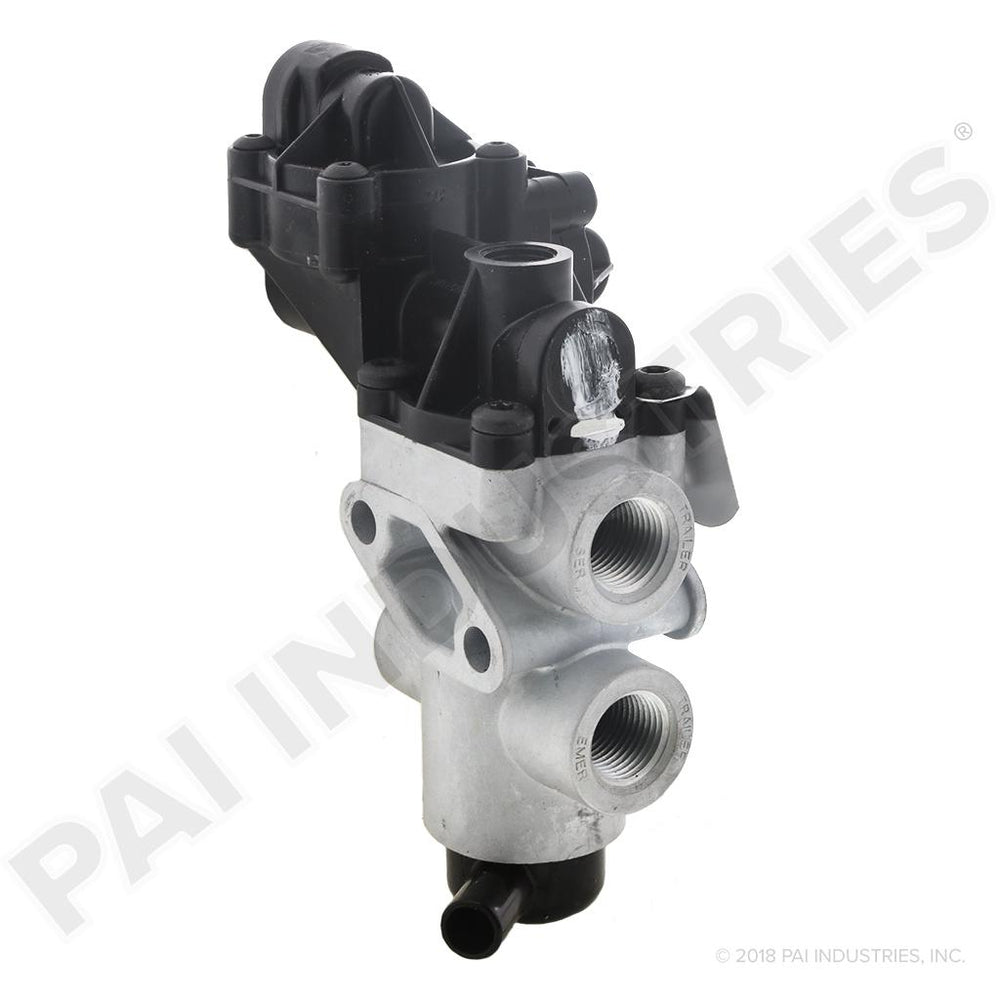 TRACTOR PROTECTION VALVE