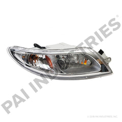 International / Navistar HEADLAMP