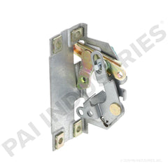 451552 International / Navistar LEFT HAND DOOR LATCH