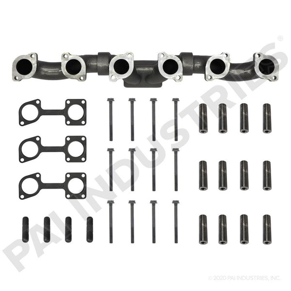 EXHAUST MANIFOLD KIT WITH STRAIGHT TURBO MOUNTING