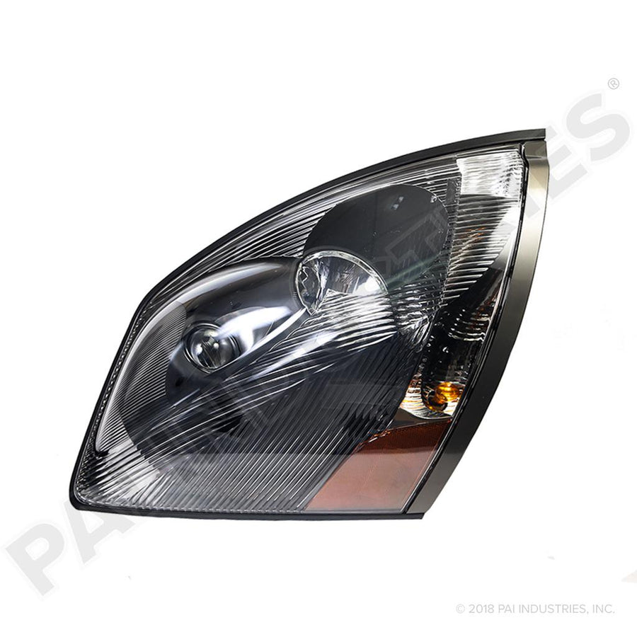 804157 Volvo RIGHT HAND HEADLAMP ASSEMBLY