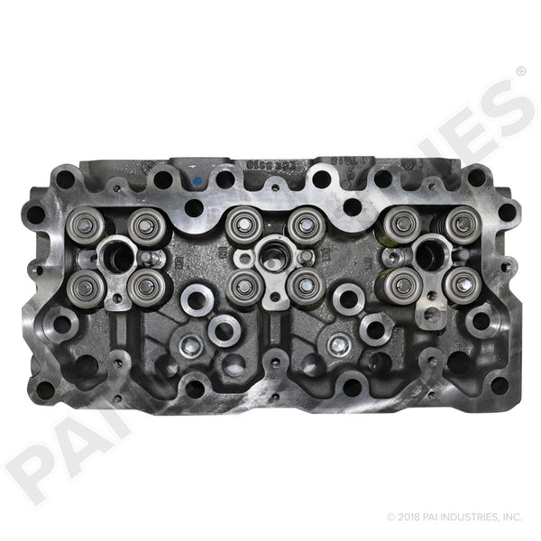 CYLINDER HEAD ASSEMBLY