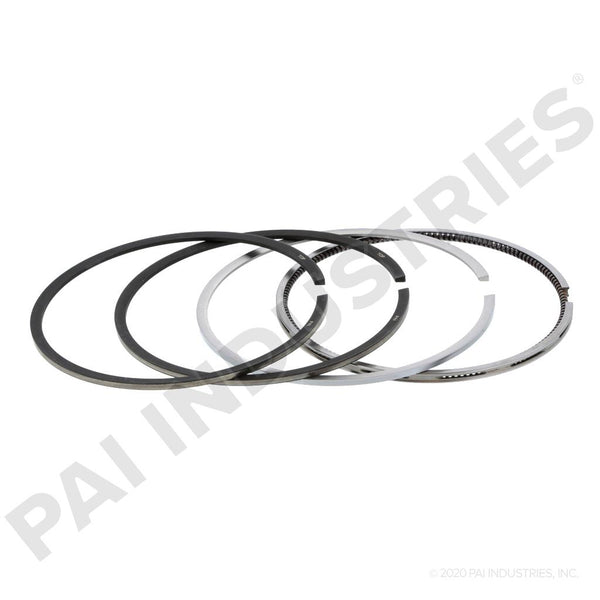 Mack PISTON RING SET